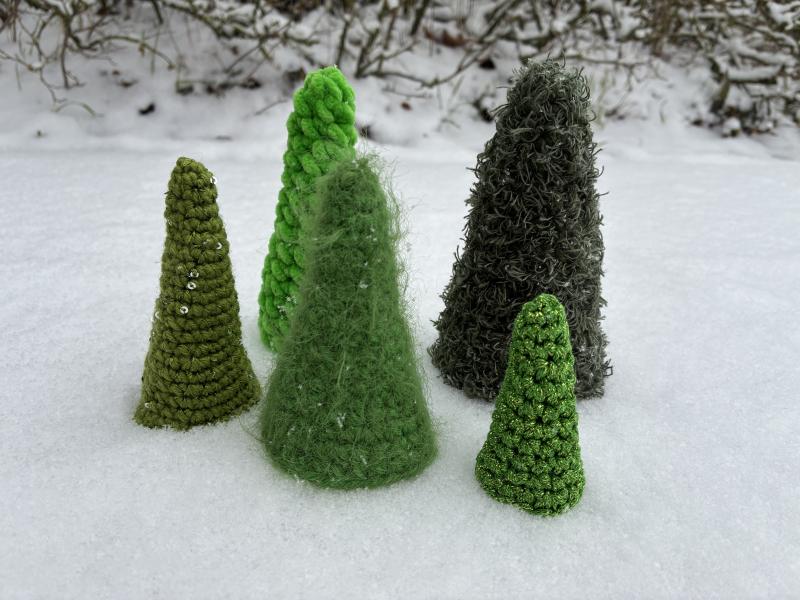 Hæklede juletræer