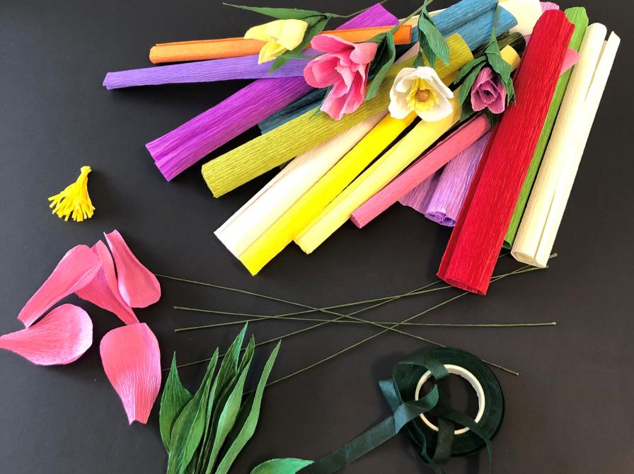 Lær at folde papirsblomster